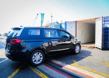 THACO xuất khẩu xe Kia Grand Carnival sang Thái Lan