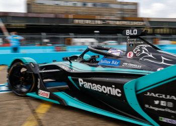 Đội đua Panasonic Jaguar kết thúc tại vị trí thứ 7 - 2