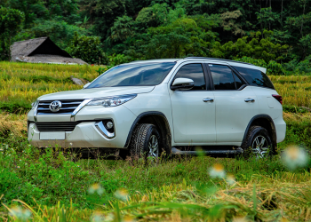 Toyota ưu đãi lên tới 55 triệu đồng khi mua xe Fortuner - 1