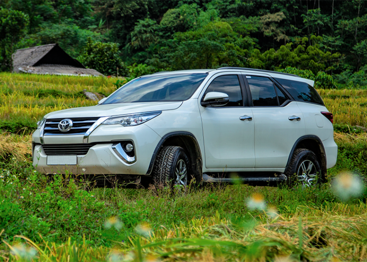 Toyota ưu đãi lên tới 55 triệu đồng khi mua xe Fortuner - 1