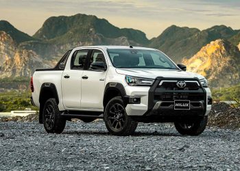 Toyota Hilux 2020 cải tiến vượt trội về thiết kế, công nghệ an toàn - 7