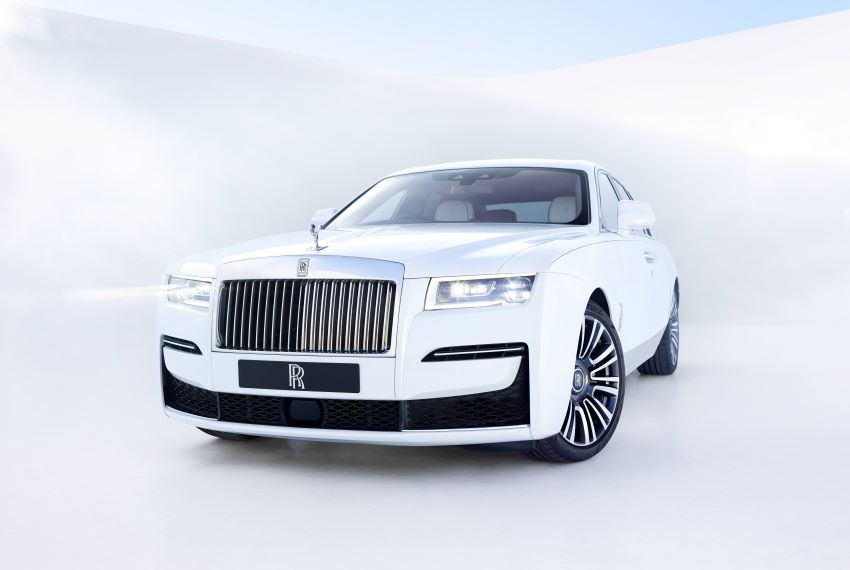 2020 RollsRoyce Ghost Review Pricing and Specs