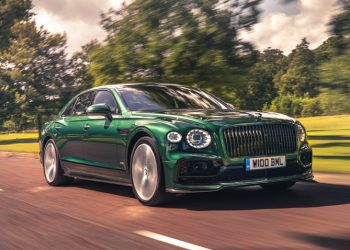 Cận cảnh Bentley Flying Spur 2020 First Edition đầu tiên tại Việt Nam