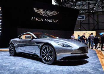 Mercedes-Benz nâng tỷ lệ cổ phần sở hữu ở Aston Martin