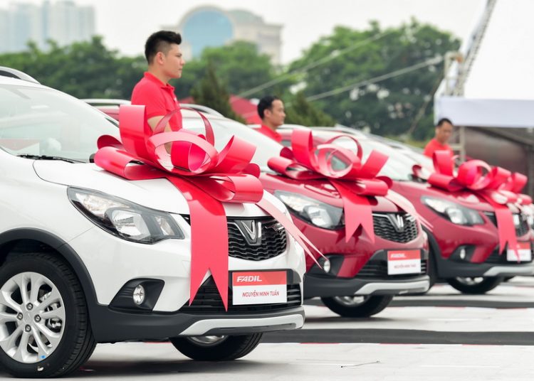 Mừng ngày Phụ nữ Việt Nam, VinFast Fadil ưu đãi giảm 100% lệ phí trước bạ