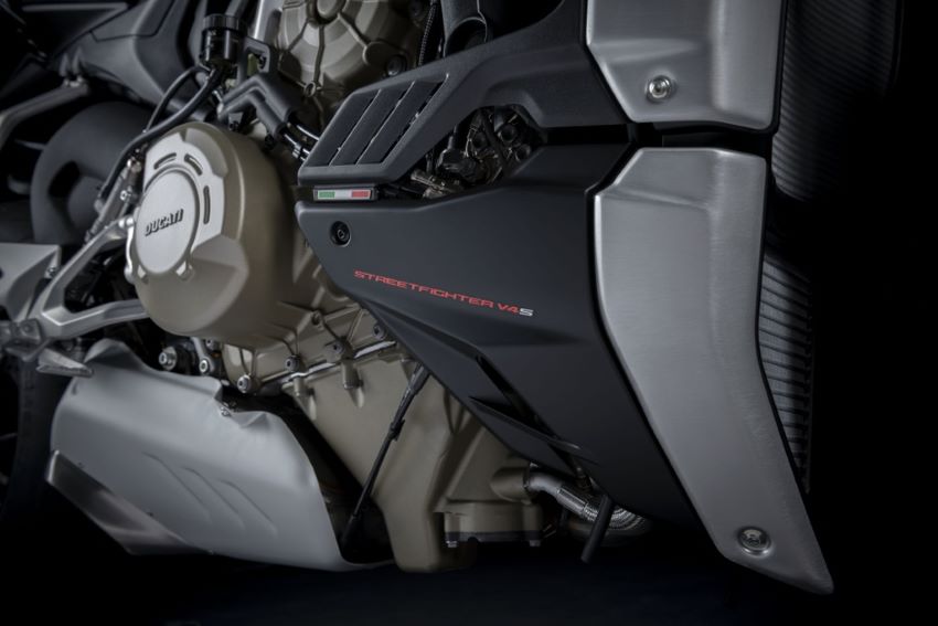 Ducati Streetfighter V4 2021 