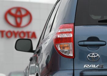 Toyota triệu hồi thêm 1,5 triệu xe lỗi bơm xăng