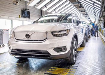 Mẫu xe SUV điện Volvo XC40 Recharge sắp được giao đến tay khách hàng