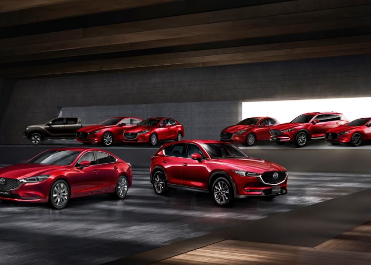 Ưu đãi tháng 10, Mazda tặng gói nâng cấp phụ kiện trị giá 35 triệu đồng cho CX-8 Deluxe