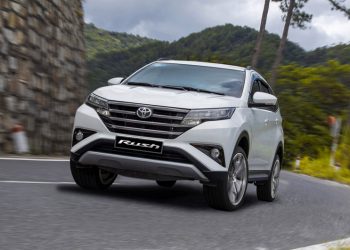 Sau giảm giá, Toyota Rush tiếp tục ưu đãi để tăng sức cạnh tranh - 2