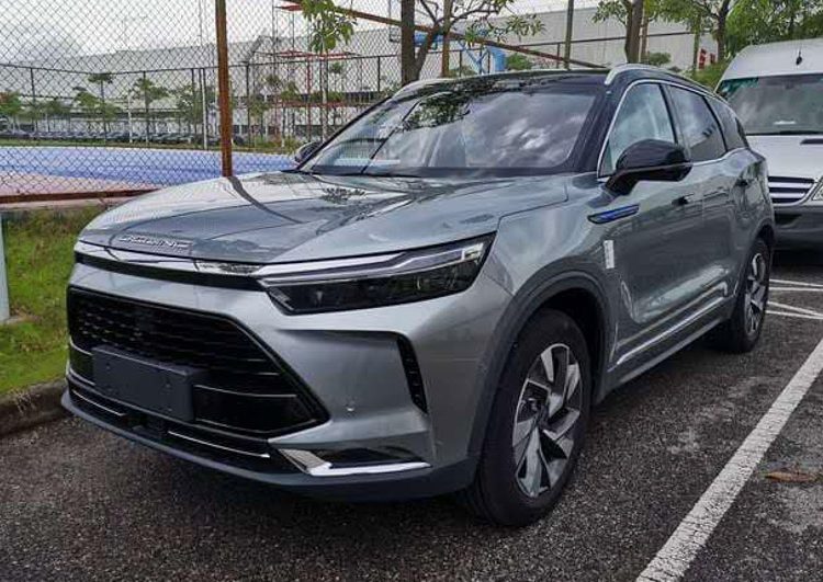 BEIJING X7 đang bị "thổi giá" tại Việt Nam - 1