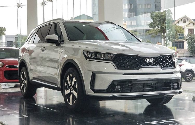 Chi tiết KIA Sorento 2021 bản 2.2D Luxury giá 1,179 tỉ đồng tại Việt Nam - 1
