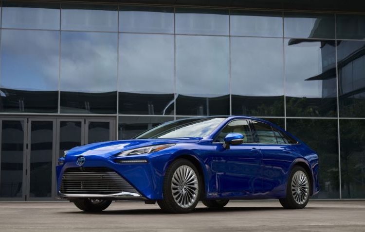 Toyota Mirai 2021 trang bị gói an toàn Safety Sense 2.5+ sắp ra mắt