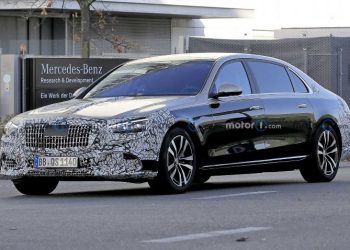 Mercedes-Maybach S-Class 2021 chạy thử trên đường phố trước khi ra mắt
