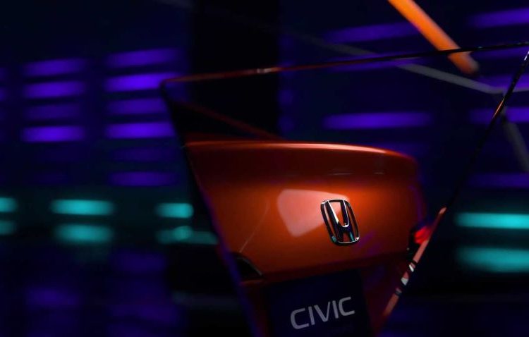 Video clip Honda “nhá hàng” thiết kế của Civic 2022
