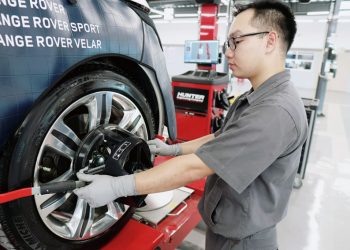 Kiểm tra xe Jaguar hoặc Land Rover miễn phí và ưu đãi 10% chi phí sửa chữa - 4