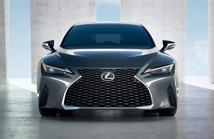 Lexus IS 2021 hoàn toàn mới sắp sớm ra mắt tại Việt Nam