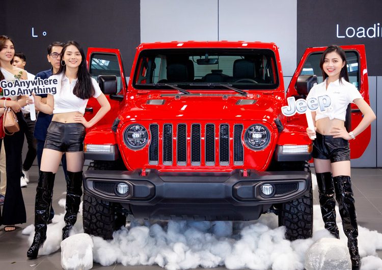 Ra mắt Jeep Wrangler và Gladiator 2020 giá từ 2,9 tỷ đồng tại Việt Nam | We  Love Car
