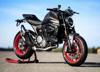 Ducati trình làng mẫu xe Monster 2021 thế hệ mới