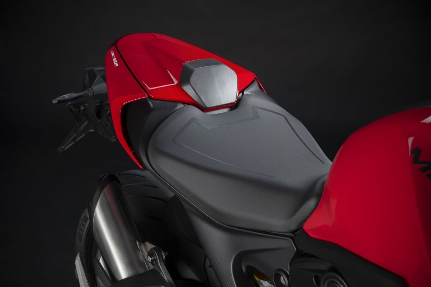 xe Ducati Monster 2021