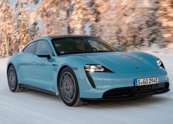 Ưu đãi giáng sinh Porsche