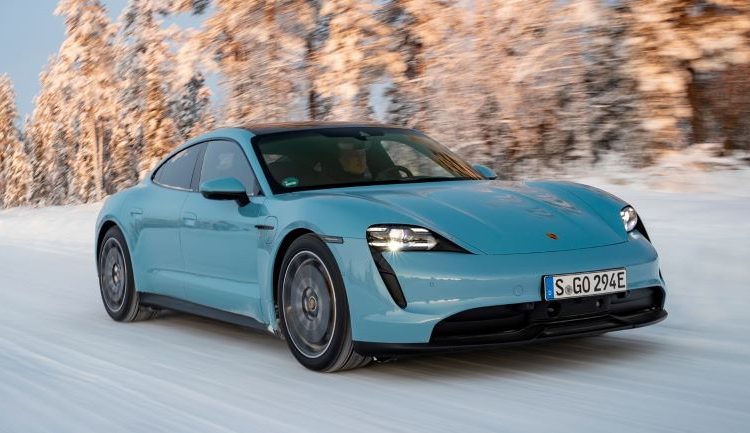 Ưu đãi giáng sinh Porsche