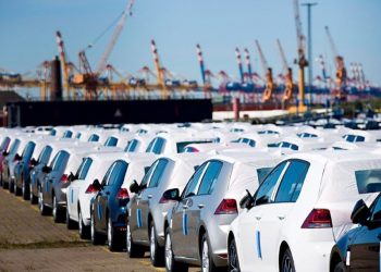 ôtô nhập tháng 12