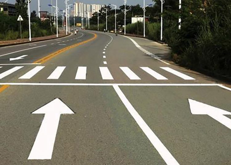 Bạn đang mắc lỗi sai làn hay lỗi không tuân thủ vạch kẻ đường? - 1