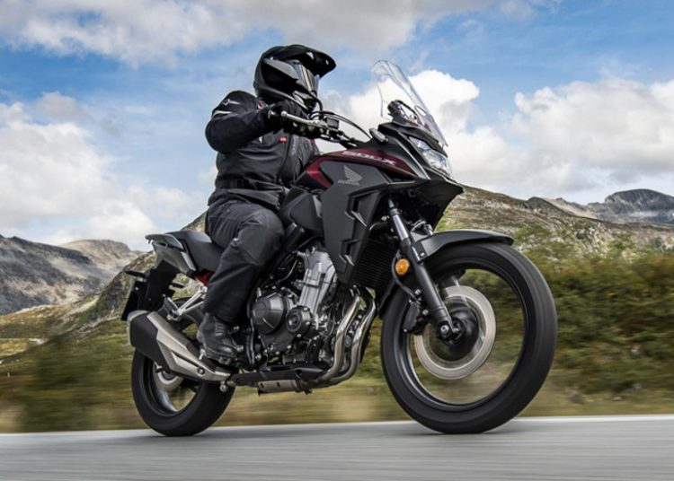 Honda tung ra 3 mẫu mô tô phân khối lớn tại Việt Nam, giá thấp nhất từ 180 triệu đồng - 1