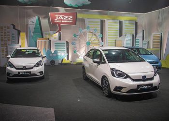 Honda Jazz ra mắt tại Singapore "gây sốc" đắt ngang Mercedes GLC ở Việt Nam - 1