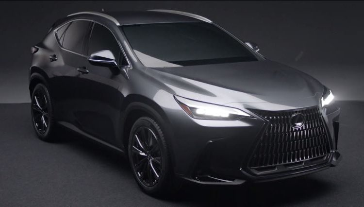Lộ diện hình ảnh của chiếc SUV Lexus NX 2022 sắp ra mắt