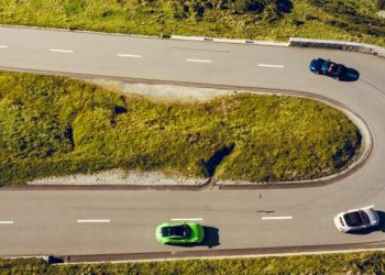 Lịch trình dịch vụ bảo dưỡng lưu động năm 2021 của Porsche