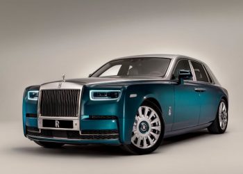 Rolls-Royce trình làng tuyệt phẩm Phantom Iridescent Opulence