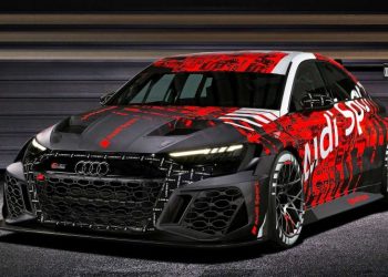 Cận cảnh chiếc xe đua RS 3 LMS 2021 sức mạnh 335 mã lực của Audi