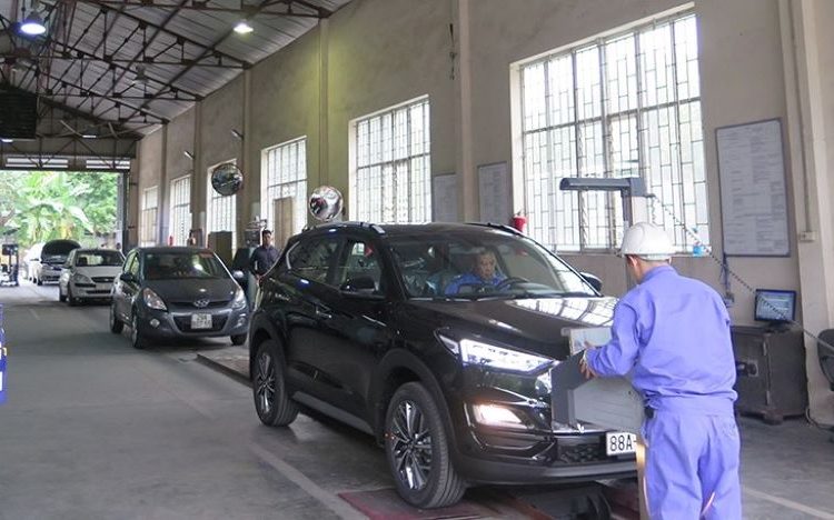 Khi xe ô tô hết hạn đăng kiểm đúng dịp nghỉ Tết thì phải làm sao?