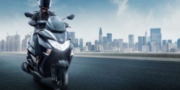 Cận cảnh xe tay ga Suzuki Burgman Street 125 giá 49,5 triệu đồng mới ra mắt