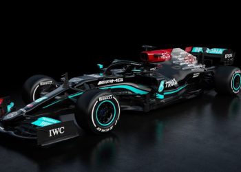 Mercedes chính thức trình làng chiếc xe đua F1 năm 2021