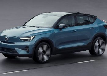 Cận cảnh mẫu xe thuần điện mới C40 Recharge 2021 của Volvo