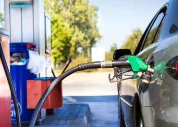 Những nguyên nhân nào khiến xe ôtô “uống xăng” nhiều bất thường?