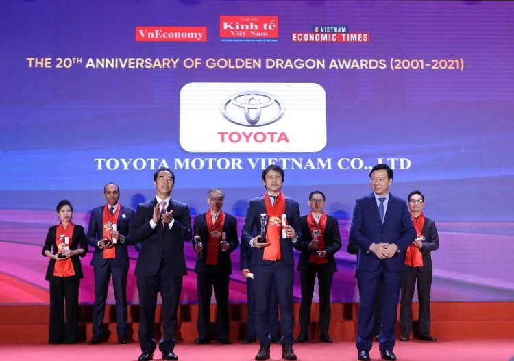 Toyota Rồng Vàng
