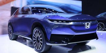 Honda sẽ ra mắt bản thương mại mẫu xe điện SUV e tại Triển lãm ô tô Thượng Hải