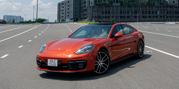 Trải nghiệm Porsche Panamera 2021 tại Việt Nam