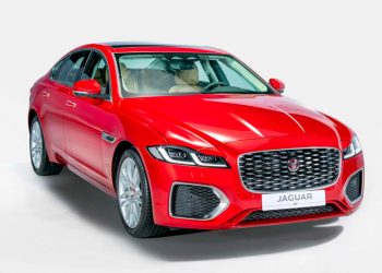 Jaguar XF 2021 ra mắt tại Việt Nam hai phiên bản giá từ 3,119 tỷ đồng