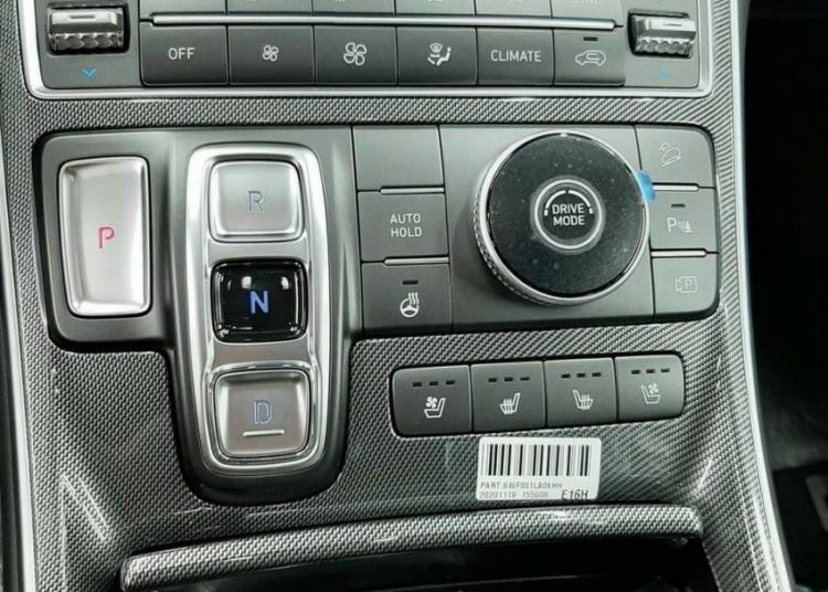 Lộ trang bị Hyundai Santa Fe 2021 sắp ra mắt Việt Nam