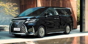 Lexus Việt Nam giới thiệu mẫu xe LM 350 lần đầu tiên được phân phối chính hãng tại Việt Nam