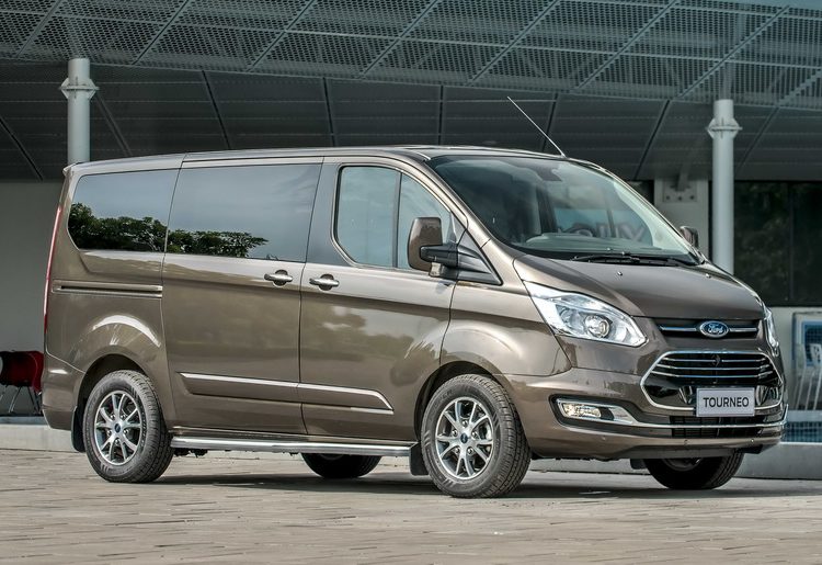 dừng sản xuất Tourneo