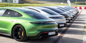 Triệu hồi Taycan