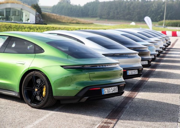 Triệu hồi Taycan