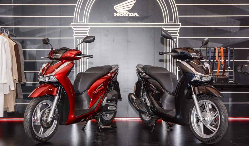 Honda Việt Nam bất ngờ điều chỉnh giá bán hàng loạt sản phẩm xe máy - 1