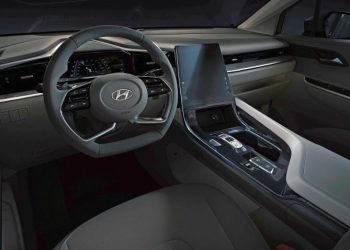 Hyundai hé lộ nội thất với màn hình “khủng” của chiếc MPV Custo 2022 sắp ra mắt